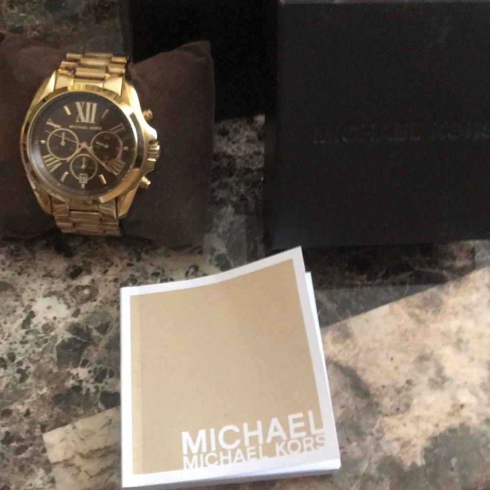Michael kors watch. Gorgeous oversized design.